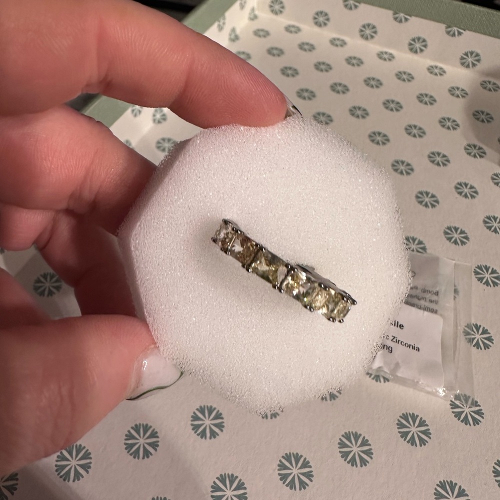Bomb Party OG Ring- size 9!